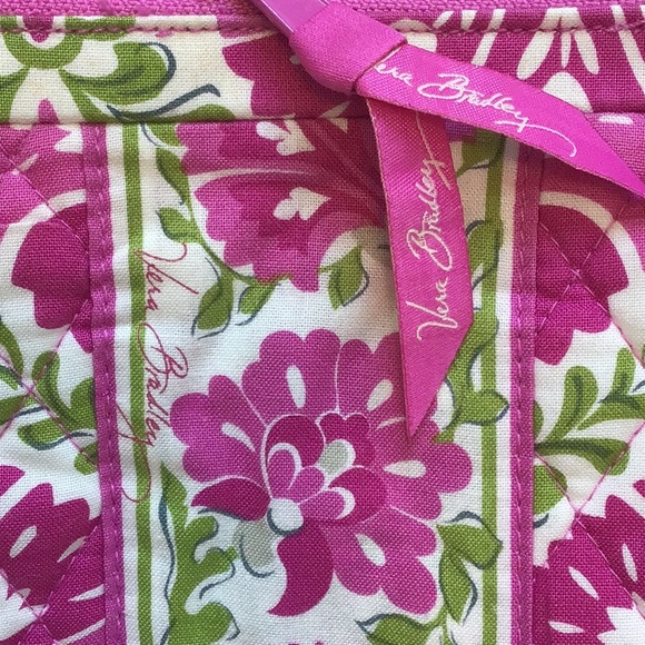 Vera Bradley vintage floral messenger bag 100% cotton, quilted pockets - Picture 9 of 15